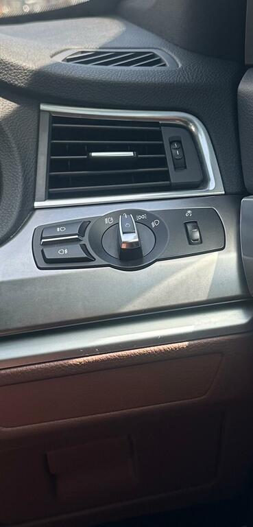 BMW 5 Series Gran Turismo Hatchback 3.0 530D Se Gt 2011 Grey #94