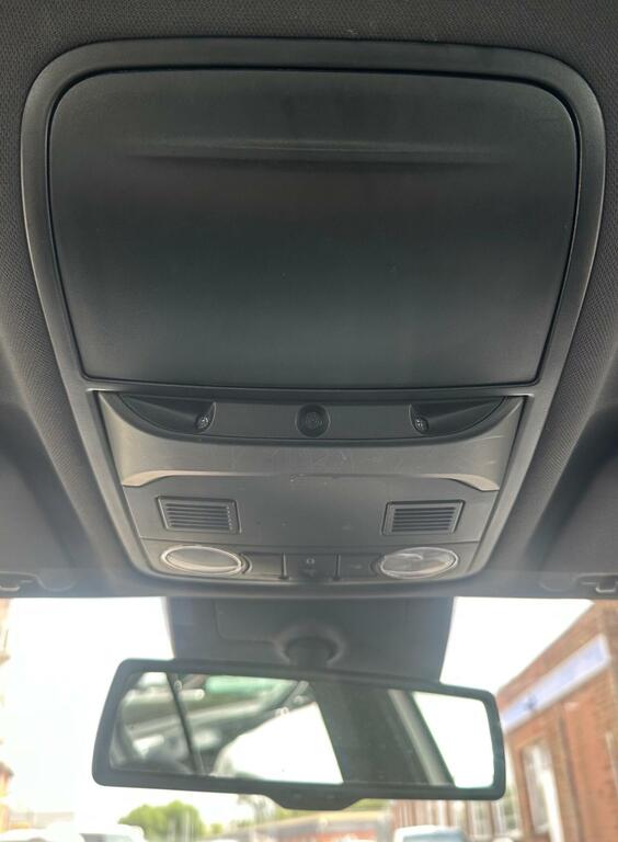 Skoda Octavia White #49