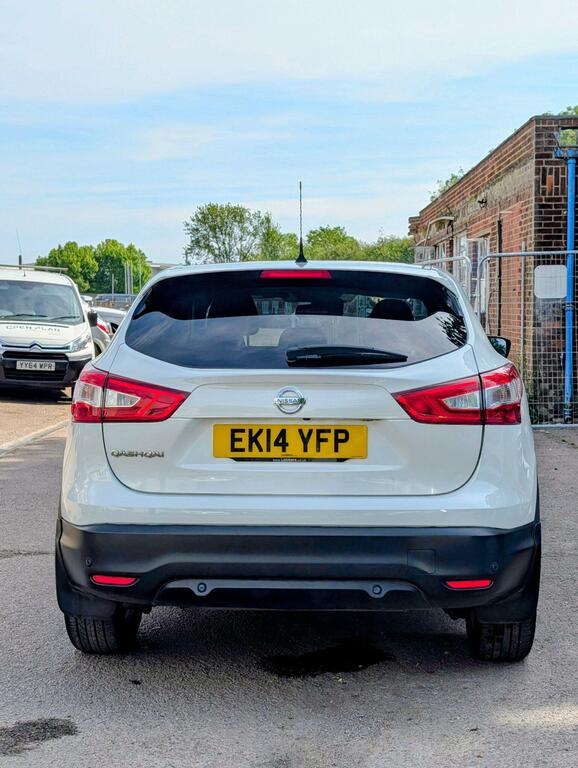 Nissan Qashqai 1.2 Dig-t Acenta Premium 2Wd Euro 5 Ss White #6