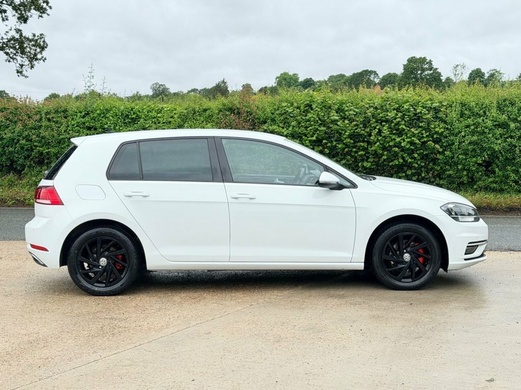 Volkswagen Golf 1.5L Match NA69ZFF White #6