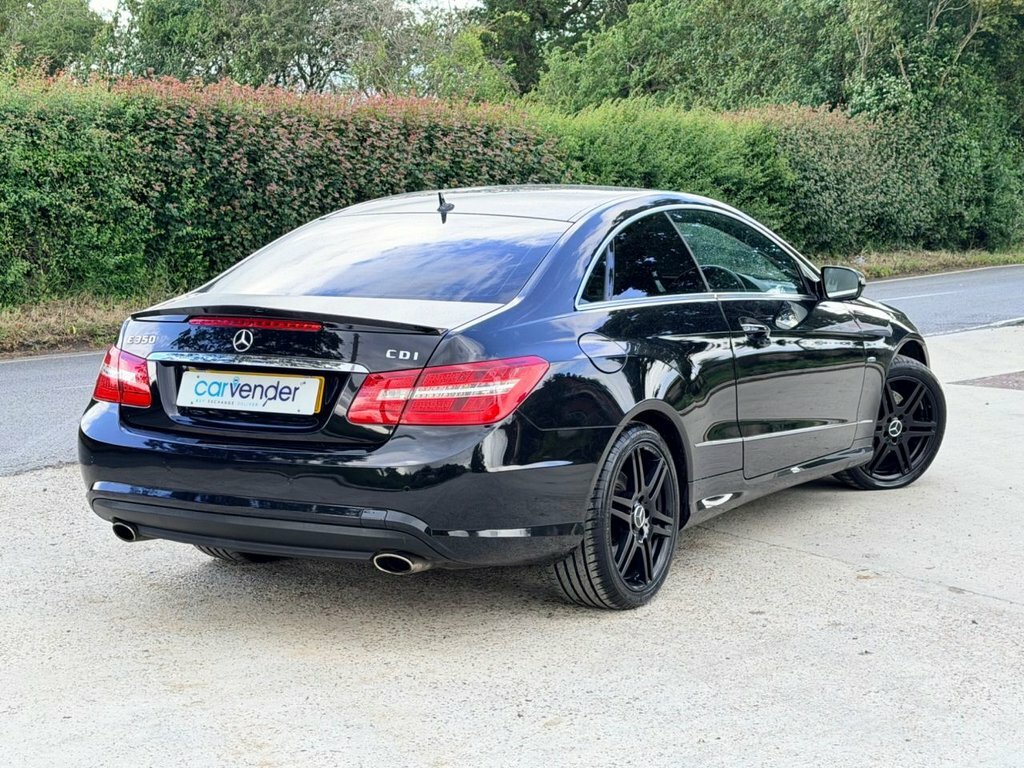 Mercedes-Benz E Class 3L Sport Black #3
