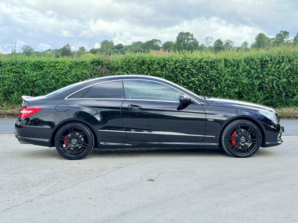 Mercedes-Benz E Class 3L Sport Black #5