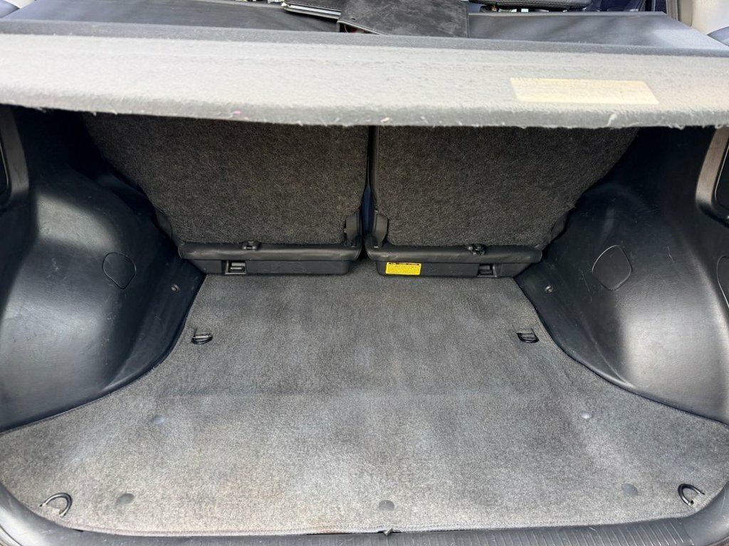 Toyota Rav 4 2.0 D-4d Xt-r 4Wd Grey #23