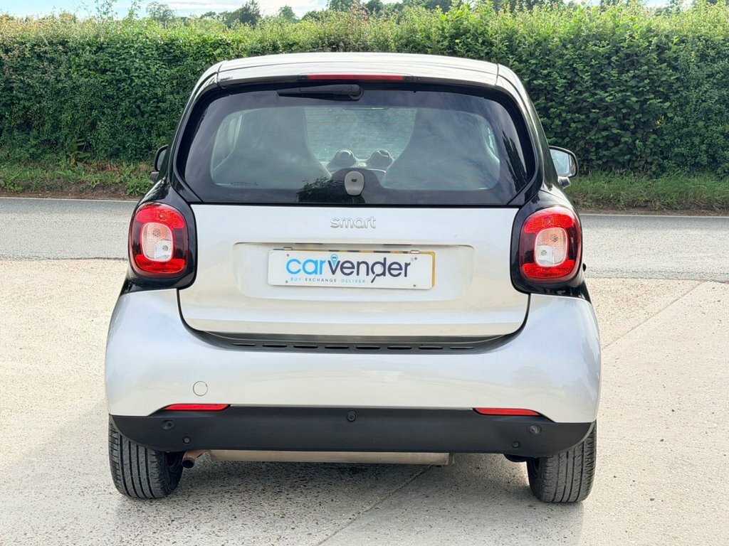 Smart Fortwo Coupe 0.9 Edition1 T White #8
