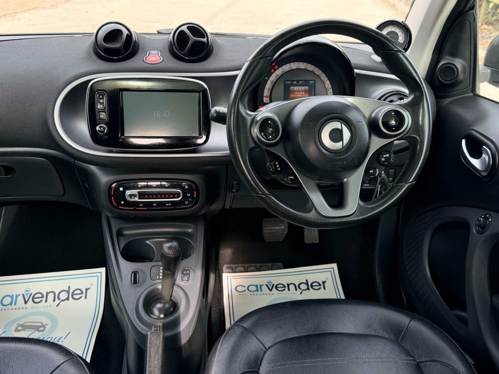 Smart Fortwo Coupe 0.9 Edition1 T White #19