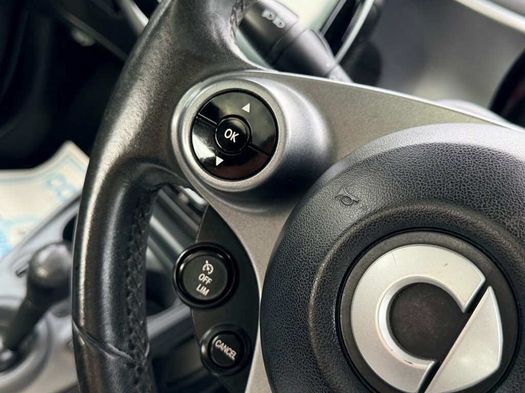 Smart Fortwo Coupe 0.9 Edition1 T White #24