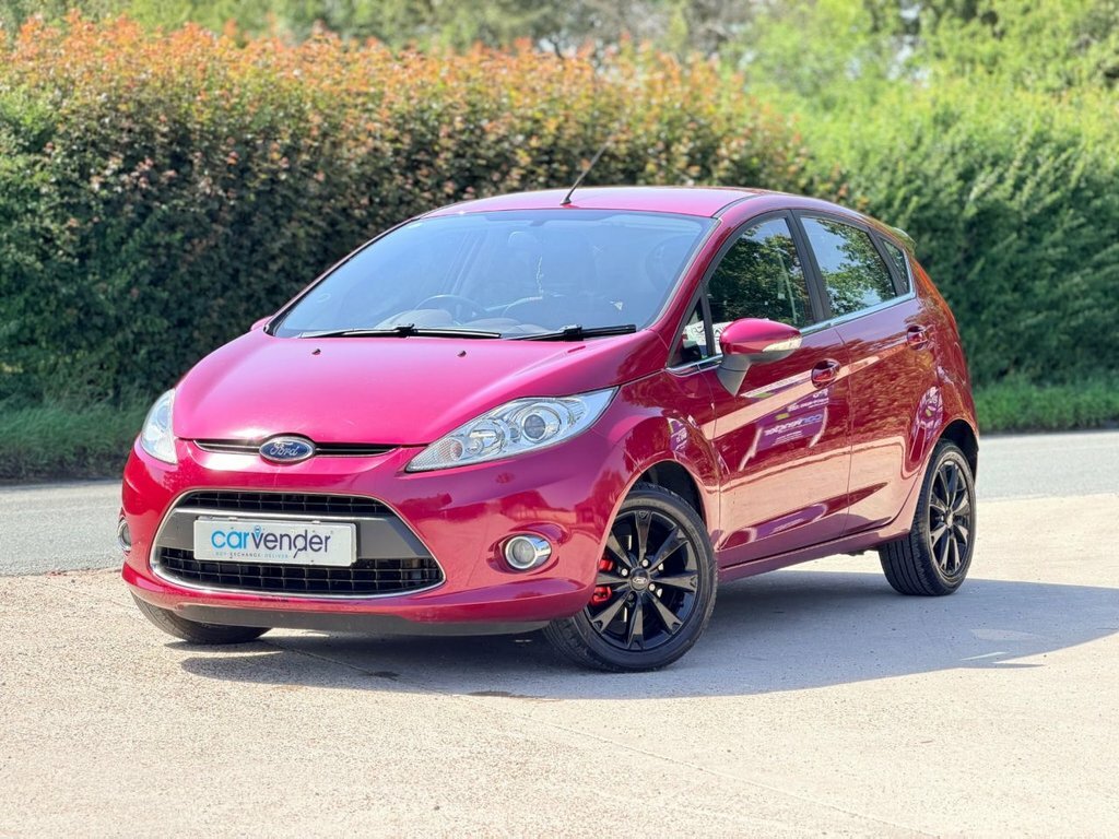 Ford Fiesta Hatchback Blue #1