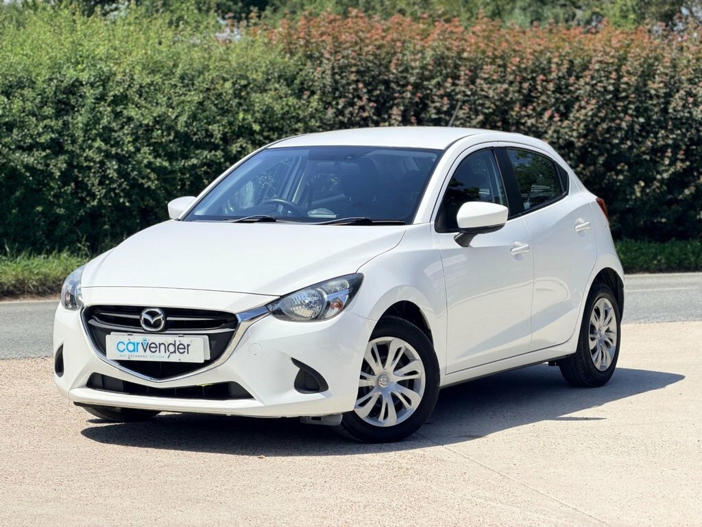 Mazda 2 Hatchback White #2