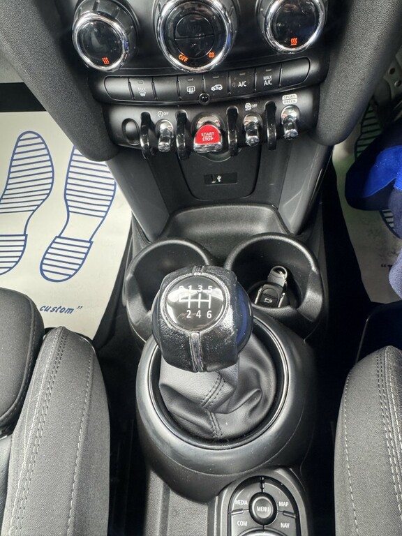 Mini Hatch 1.5 Cooper II 2018 Green #21