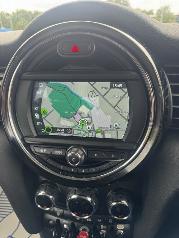 Mini Hatch 1.5 Cooper II 2018 Green #24