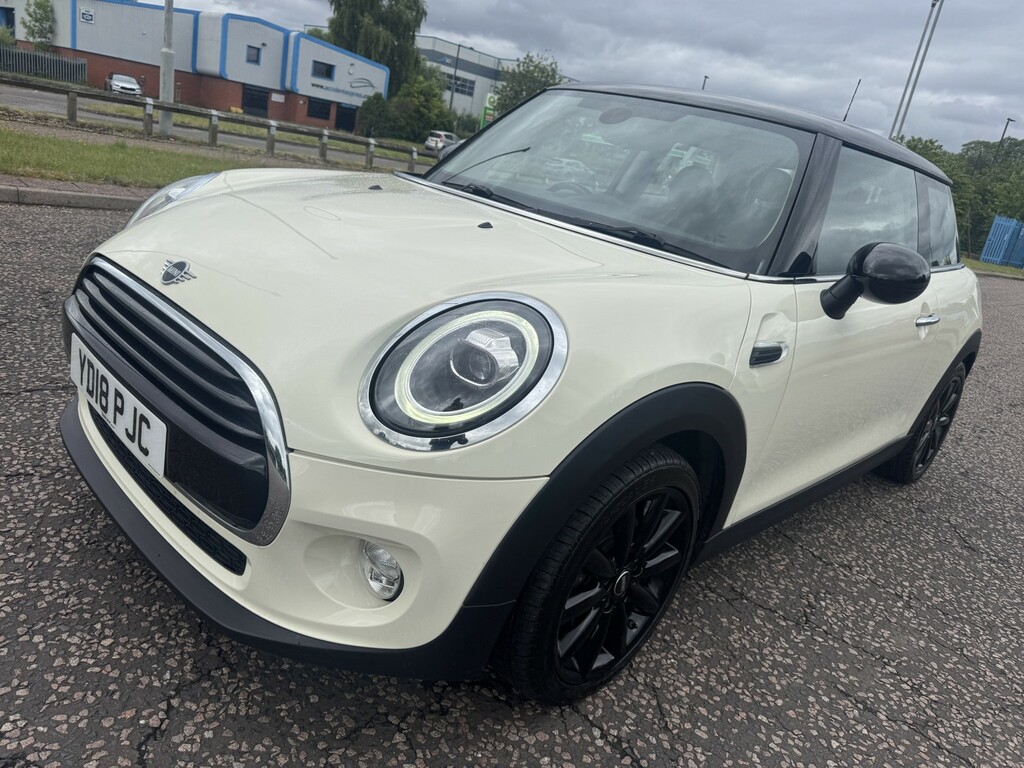 Mini Hatch 1.5 3-Door Hatch Cooper D White #2
