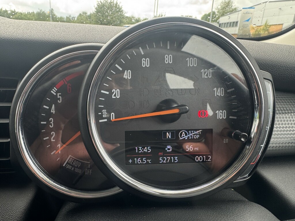 Mini Hatch 1.5 Cooper II 2018 Green #26