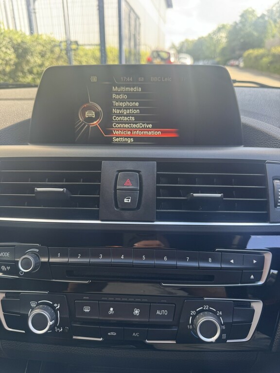 BMW 1 Series 116D Efficientdynamics Plus Black #23