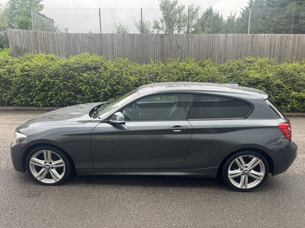 BMW 1 Series 1.6 116D Efficientdynamics 114 Bhp Black #3