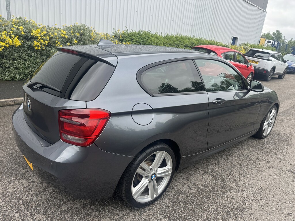 BMW 1 Series 1.6 116D Efficientdynamics 114 Bhp Black #6