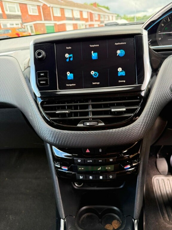 Peugeot 2008 Allure Premium Grey #10