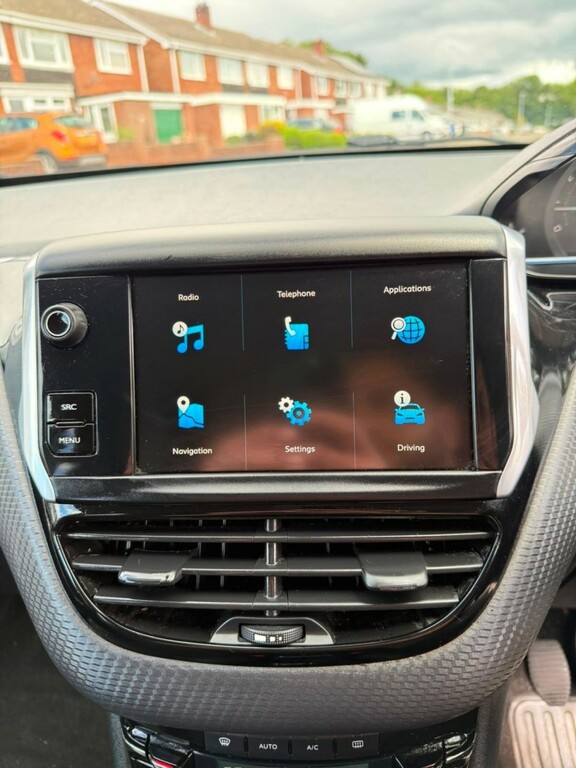 Peugeot 2008 Allure Premium Grey #13