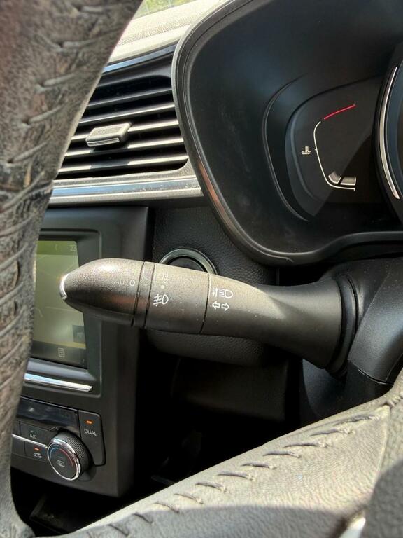Renault Kadjar Signature Nav Silver #25