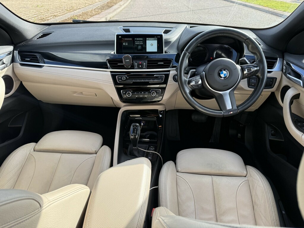 BMW X2 Sdrive 18I Sport Step - Suv 5 Seats Black #18