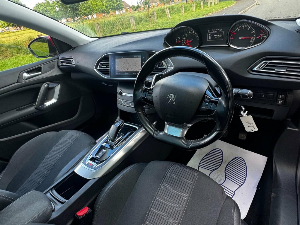 Peugeot 308 SW Active Red #35