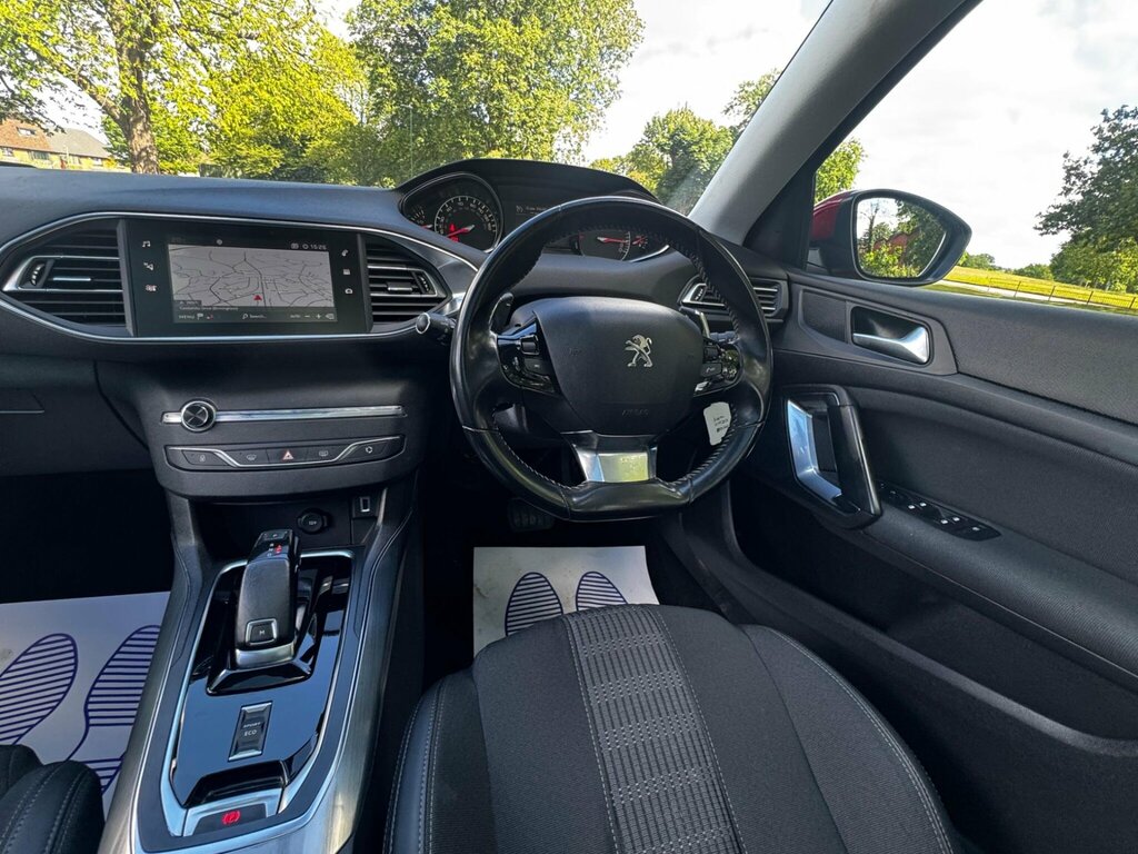 Peugeot 308 SW Active Red #32