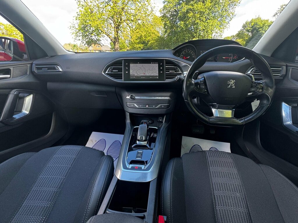 Peugeot 308 SW Active Red #30