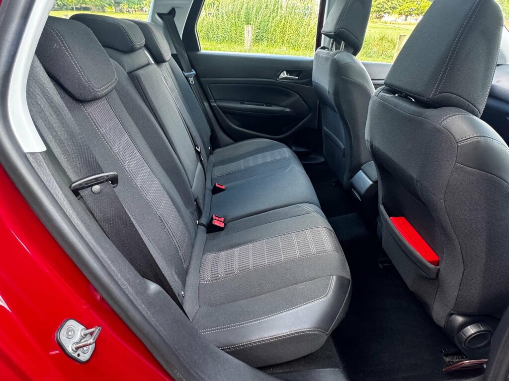 Peugeot 308 SW Active Red #34