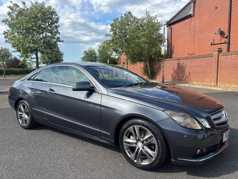 Mercedes-Benz E Class E220 Cdi Blueefficiency Se FG61USV Grey #4