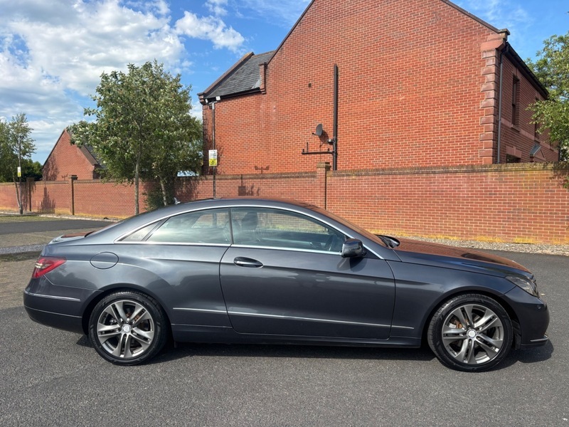 Mercedes-Benz E Class E220 Cdi Blueefficiency Se FG61USV Grey #5