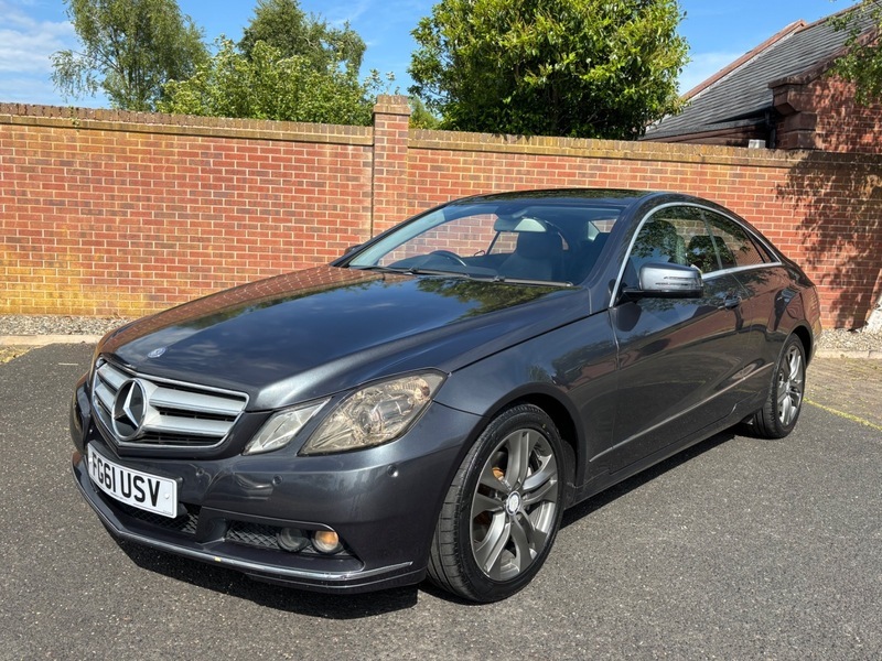 Mercedes-Benz E Class E220 Cdi Blueefficiency Se FG61USV Grey #2