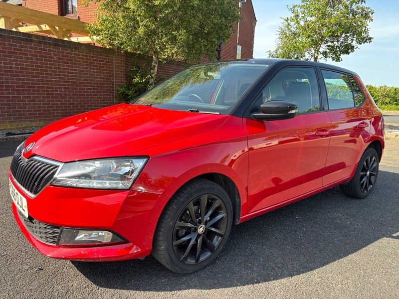 Skoda Fabia Colour Edition Mpi Red