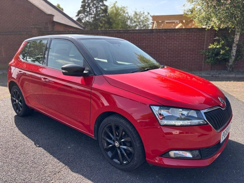 Skoda Fabia Colour Edition Mpi PG68OJL Red #4