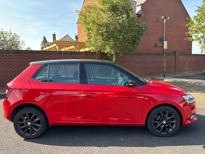 Skoda Fabia Colour Edition Mpi PG68OJL Red #6