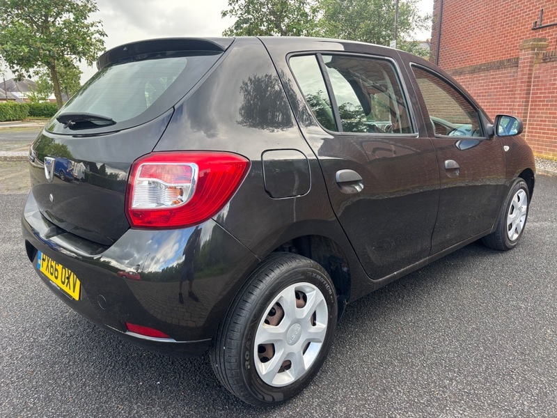 Dacia Sandero Ambiance Black #4