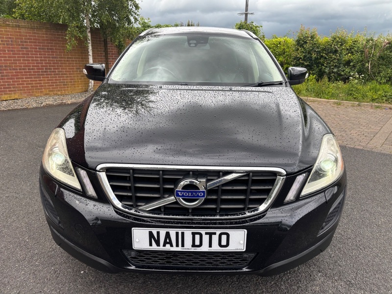 Volvo XC60 D3drive Se Lux NA11DTO Black #2
