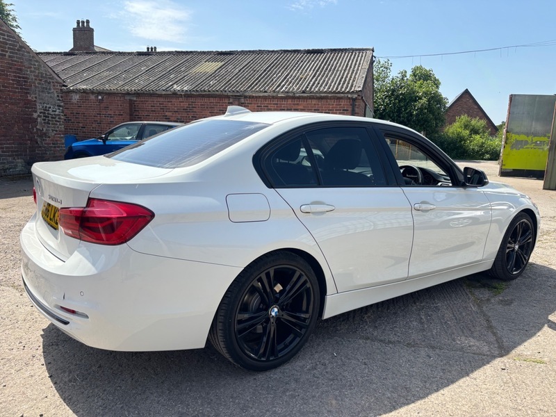 BMW 3 Series 320D Sport YK66LKZ White #6