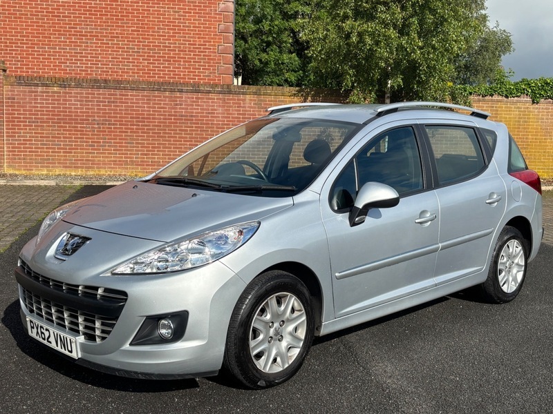 Peugeot 207 SW Sw Active Black #2