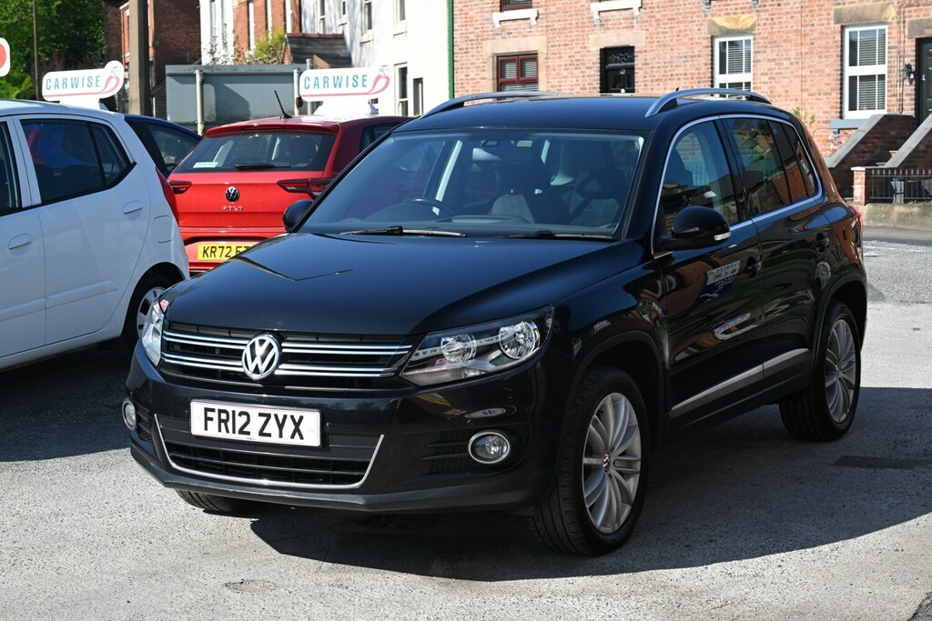 Volkswagen Tiguan 2.0 Tdi Sport 170 FR12ZYX Black #3