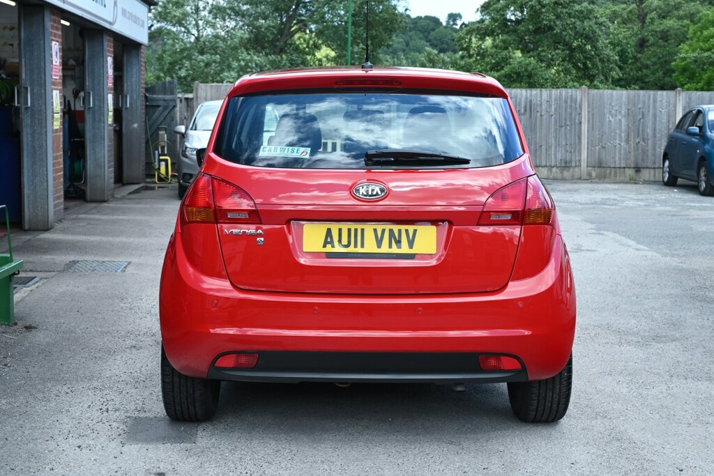 Kia Venga 1.6 2 Red #5
