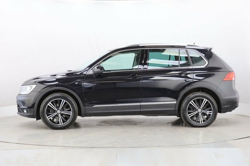 Volkswagen Tiguan 1.5L Se Navigation WR19TXV Black #4