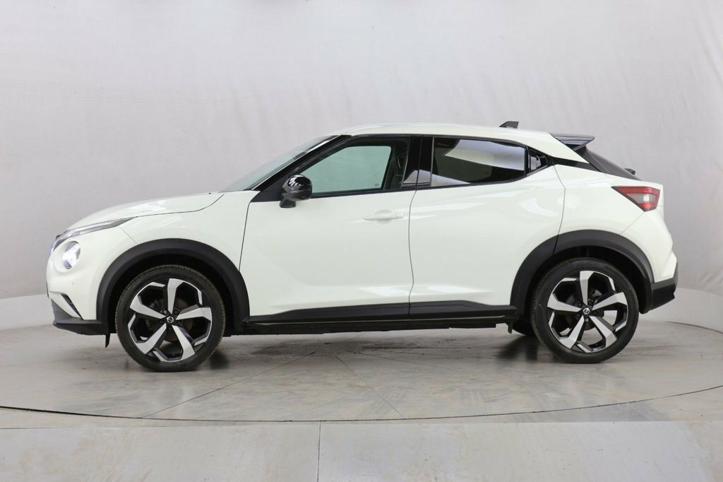Nissan Juke 1L Tekna MM70FUO White #5