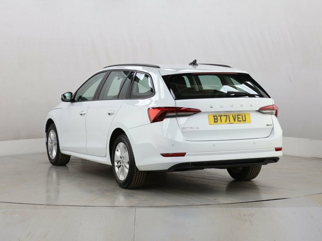 Skoda Octavia 1L Se Technology BT71VEU White #6