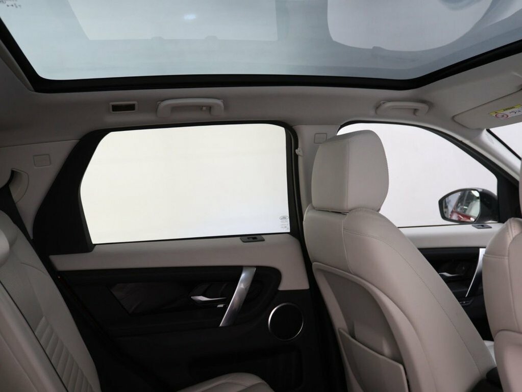 Land Rover Discovery Sport 2L Se Red