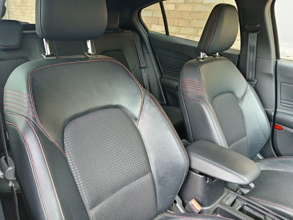 Ford Focus 1L St-line X NY19FPP Black #3