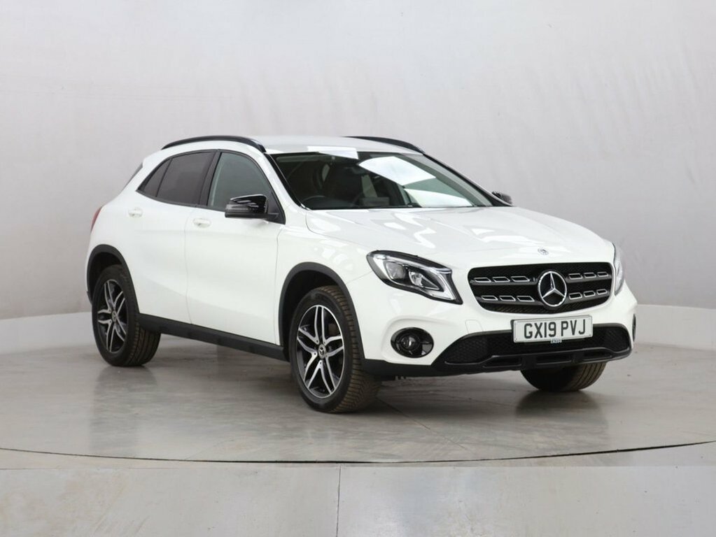 Mercedes-Benz GLA Class 1.6L Urban Edition GX19PVJ White #2