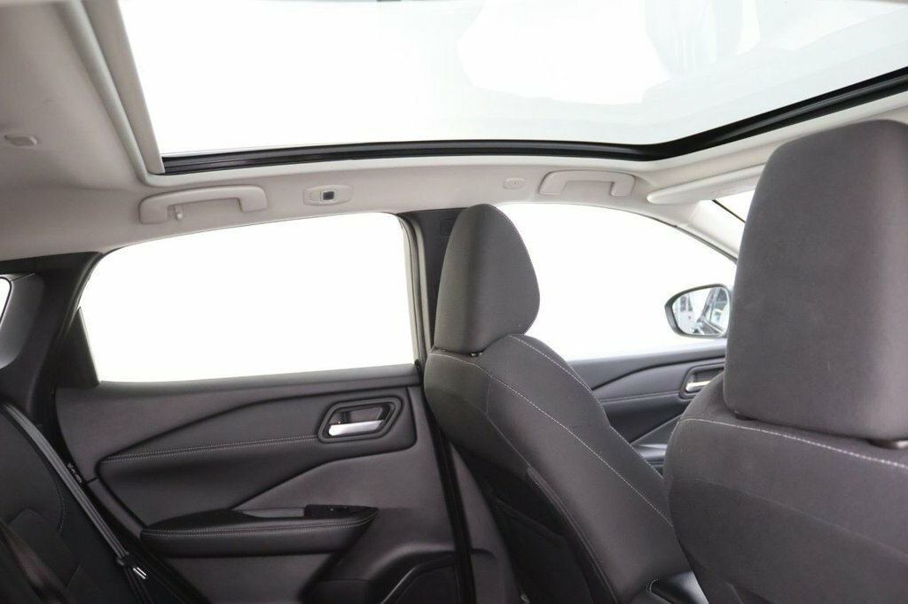 Nissan Qashqai 1.5L N-connecta Black