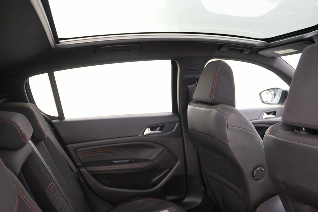 Peugeot 308 1.5L Gt Line Black