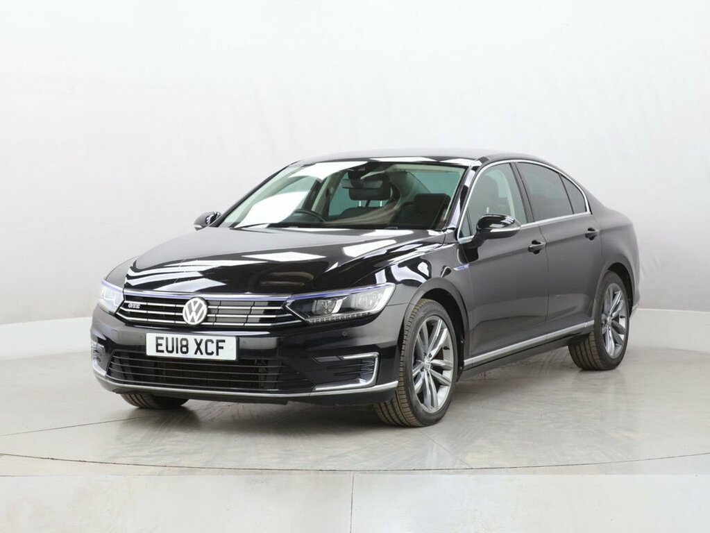 Volkswagen Passat 1.4L Gte Black #4