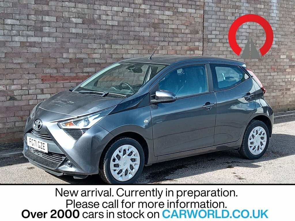 Toyota Aygo 1L X-play Grey