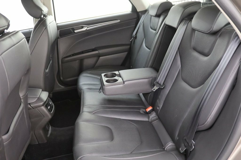 Ford Mondeo 2.0 Hybrid Vignale Blue #17